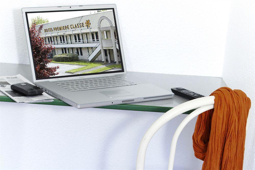 Premiere Classe Dreux Luaran gambar